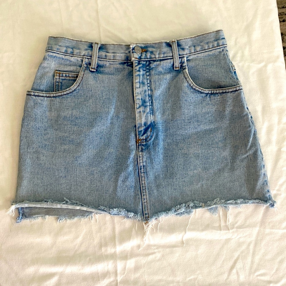 Vintage GUESS Distressed denim mini - 32 (MD)